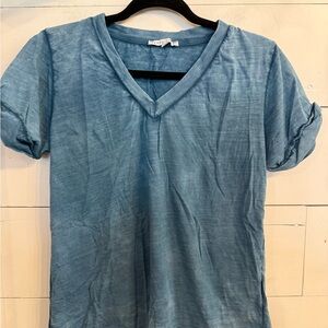 Tempo Paris Light Blue V-Neck Tee